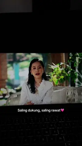 Perempuan hebat saling angkat, bukan menjatuhkan. #TerangDariHati #ParaGoNation #ParagonCorp #P40 #InspirasiParagon #Fyp