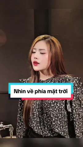 Đừng nhìn nhau ánh mắt ngày nào ; để giờ tim em thêm cồn cào … #ngannganofficial #ngannganmvlive #nhinvephiamattroi 