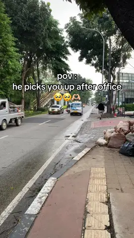 lagi diem tiba tiba disamperin🥺