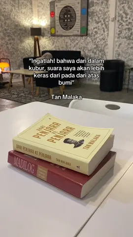 otak mungilku ini mencoba baca bukubuku ini😭📚📚 #tanmalaka #BookTok #booktoker #bookish #booktokindonesia #reading 