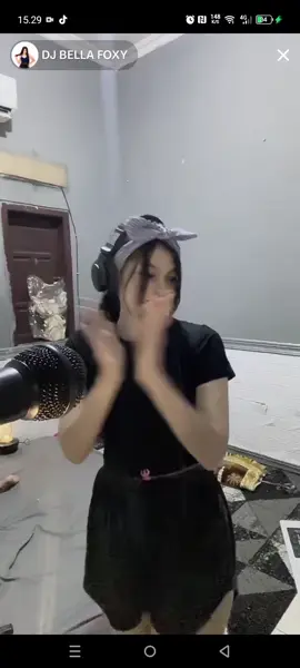 👑🥳