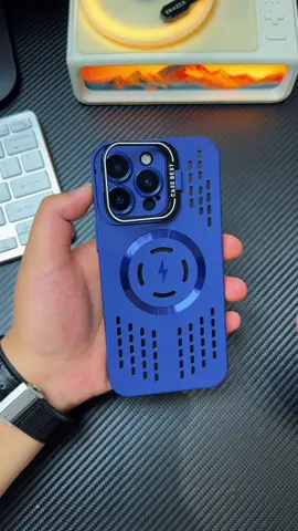 Mê 🥰 #nghienop #oplungchongsoc #oplungdienthoai #oplungiphone #oplung #oplungmagsafe #oplungsilicon #optannhiet 