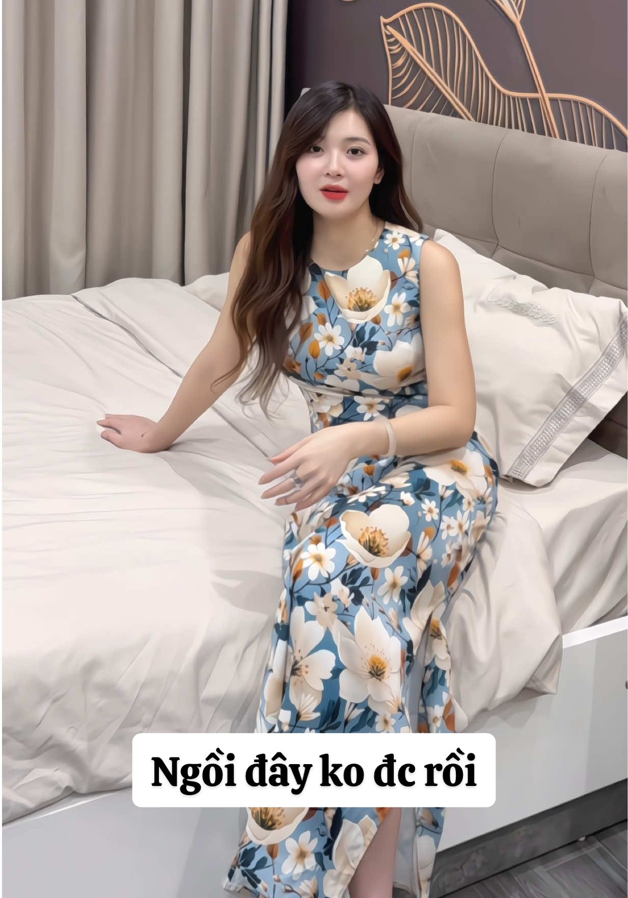 Ngồi đây ko đc rồi #xuhuongtiktok #thoitrang #thoitrangnu #vay #vayxinh #vaydai #vaydep 