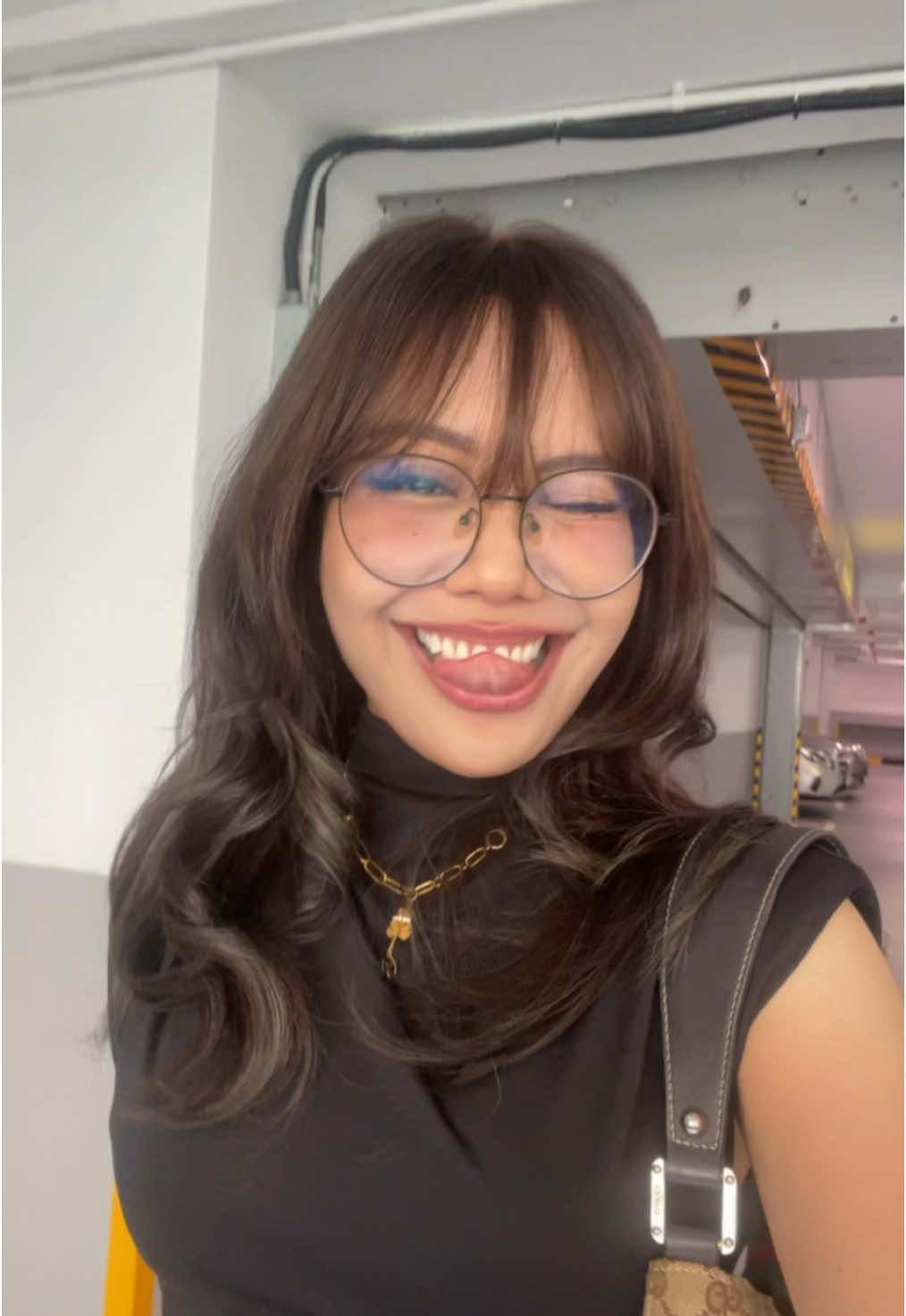 sawadeekaa ~ new hair hehe thank uuuu @Shaun_homie🇸🇬 