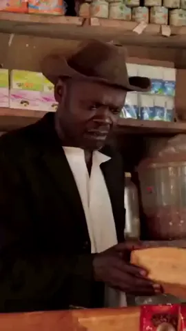 Moussa veut finir le capital de la boutique du notable Mitoumba 🤣🤣🤣 #popularvideo  #comedyvideo  #poutoi #mitoumbatiktok237🇨🇲foryoupourtoi  #tiktokburkinafaso🇧🇫🇧🇫 #tiktokcameroun🇨🇲 