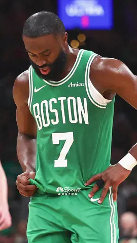 It's the Celtics' turn to bite 🐺