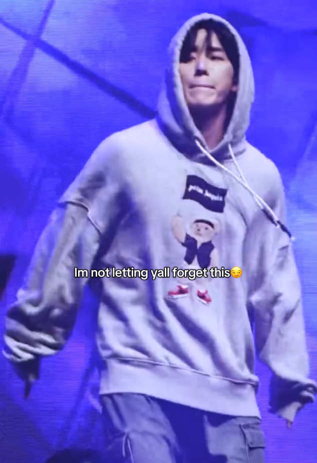 Byungjoo twerking 😌😏#byungjoo #bbangjoo #bjoo #junhyuk #choipolar #kimnano #jaeho #kimnanoise #xlimit #sangwon #byunghyunmin #fyp #viral #tiktok #trending 