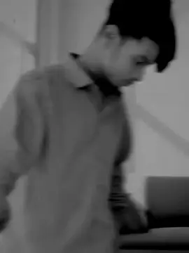 বুঝবা তুমি কারে ধরতে গিয়ে কারে হারাইছো 