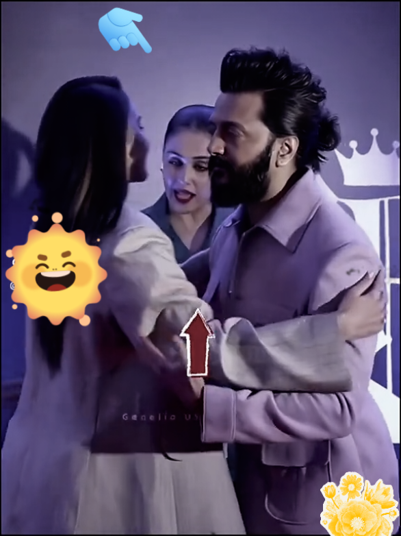 bollywood wife jealousy moment 🥴 #like #funny #dubaitiktok #everyone #viral #fyp #foryou #bollywood #plsfollow🙏🙏😍❤️ #actors 