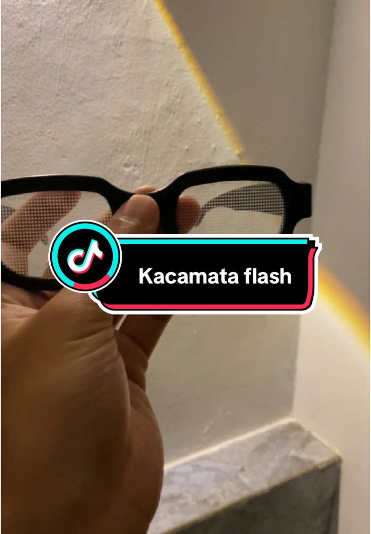 Kacamata flash #kacamataflash #kacamata #kacamataled #kacamatanyala #fyppppppppppppppppppppppp 