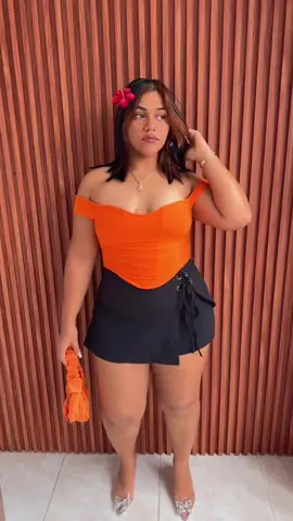 La Ropa es ella como la lleva, como le queda #Viral #outfit #autuestima #shein #parati #tiktok #envios #tendencia 