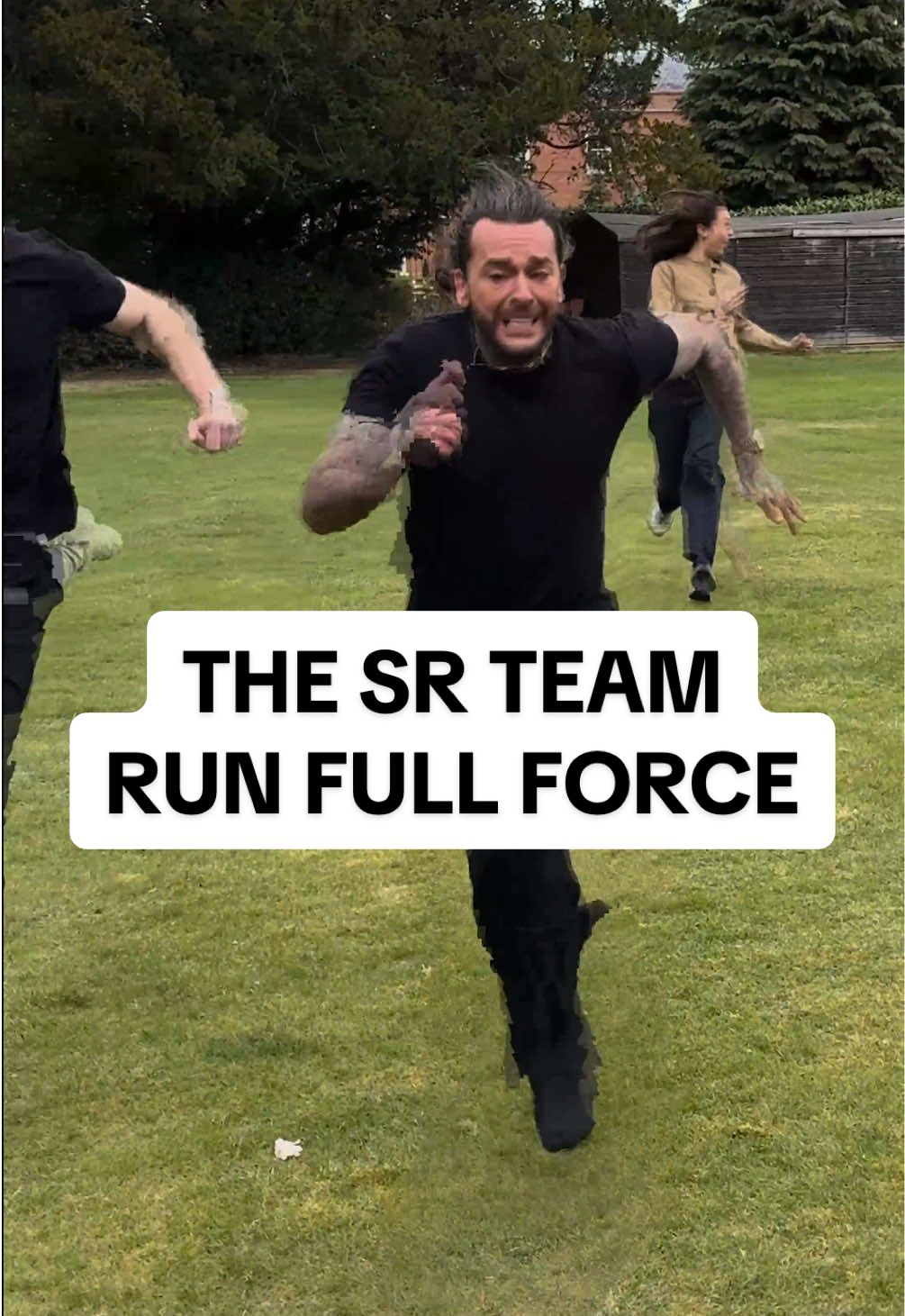 Running full force… GO!!🏃‍♂️ #stayingrelevant #podcast #samandpete @Samthompsonuk 