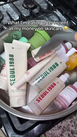 Does this ever happen to you? 😭 what’s your skincare budget for the month? Or no budget? 😩 #skincare #skintok #kbeauty #koreanskincare #Skincareroutine #acneserum #porserum #rednessserum #ksecret #seoul1988 #seoul1988retinalserum #glowupwithretinalchallenge #ksecret #seoul1988 @KSECRET GLOBAL @KSECRET Store US 