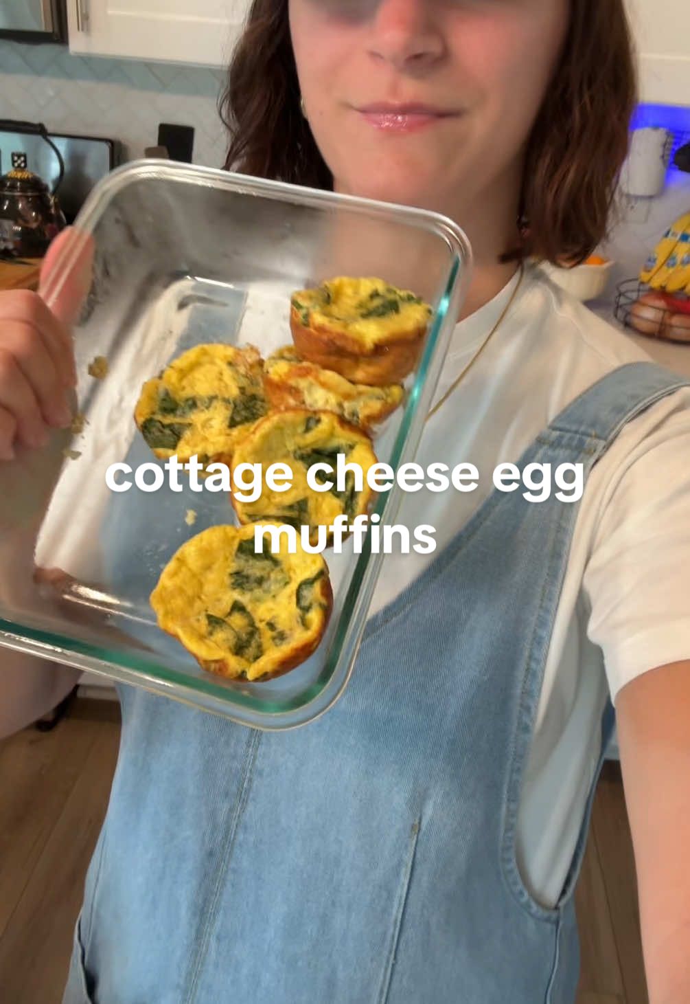 In my cottage cheese era  -6  eggs -1 cup cottage cheese  -handful chopped spinach -1 cup shredded cheese  -garlic powder -salt -black pepper Whisk all together and bake at 350 for 20 min!   #CottageCheeseRecipes #HighProteinBreakfast #MealPrepHumor #EggMuffins #ProteinSnacks #HealthyFunny #FoodieTok #WhatIEat #EasyRecipes #TikTokEats #CottageCheeseTok #HotGirlMealPrep #Healthyish #FoodWithHumor 