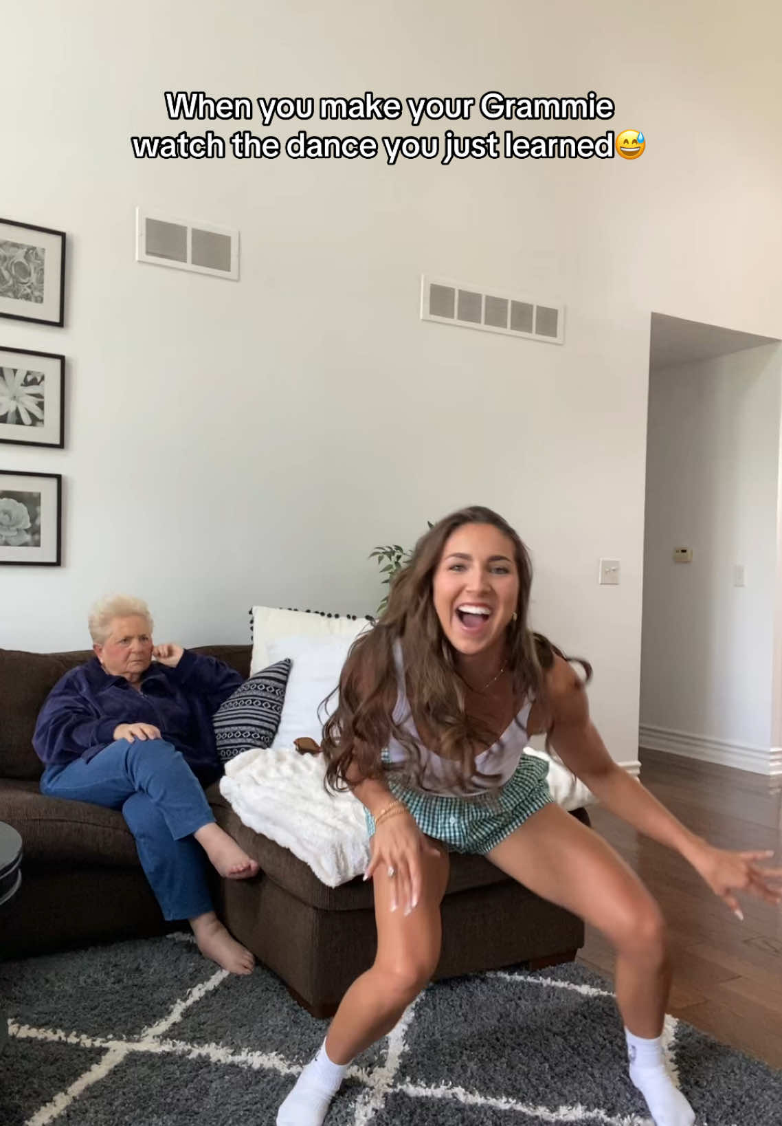 She cracks me up😅 #dance #family #familytime #dancetrends #dancechallenge dc: @Ruscowski11 