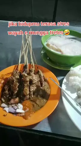 jika hidupmu terasa stres wayah e mungga tretes🤣#sate #tretes #viral #fypage #fyp #ariesmanisaries #trending #trding 