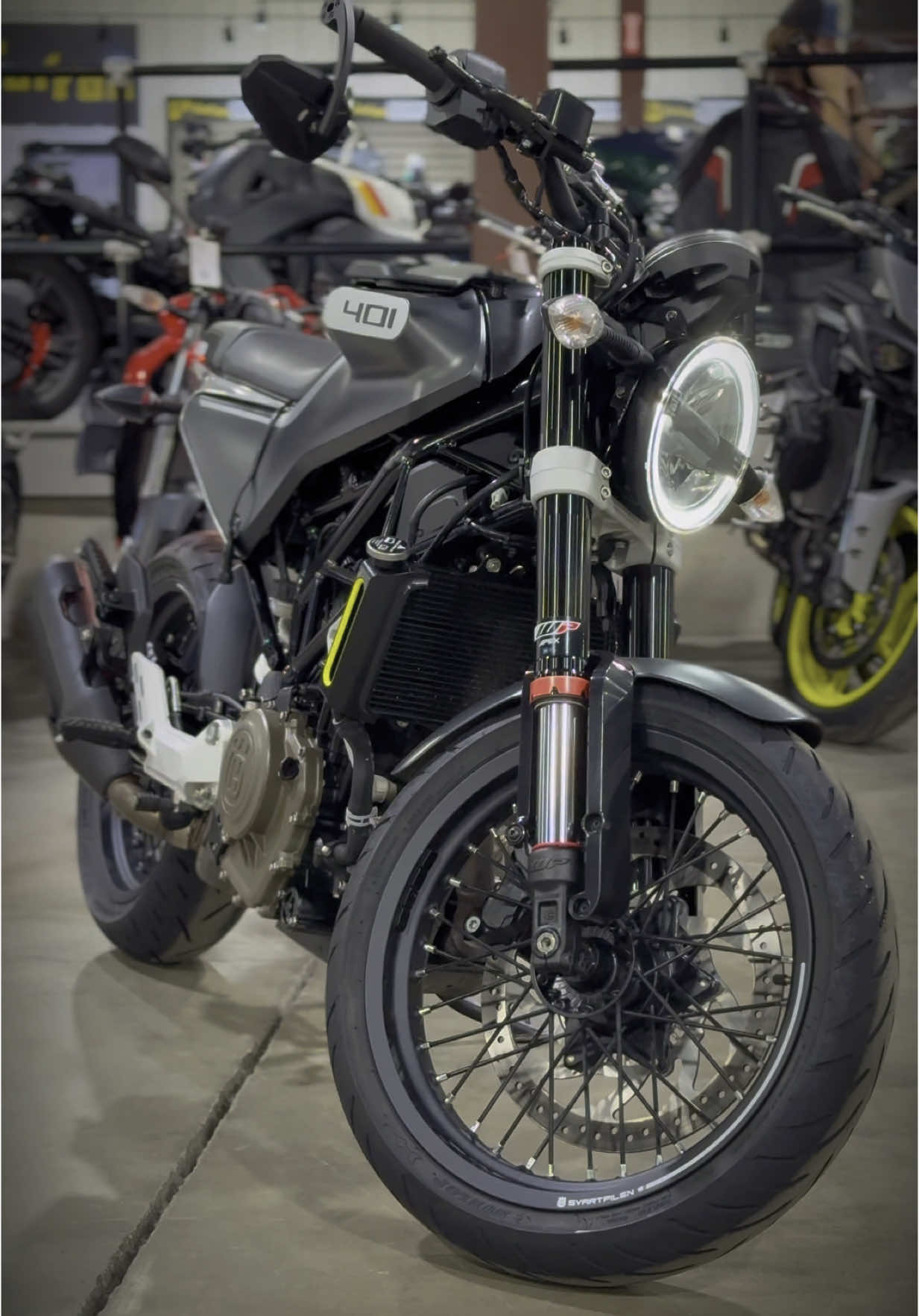 Bike of the Day: 2021 Husqvarna Svartpilen 401 . Item ID: 64552 Mileage: 6,419 Price: $4,299 . . #nps #bikelife #motorcycle #husqvarna #svartpilen401 #streetbike #nakedbike #sportsbike 
