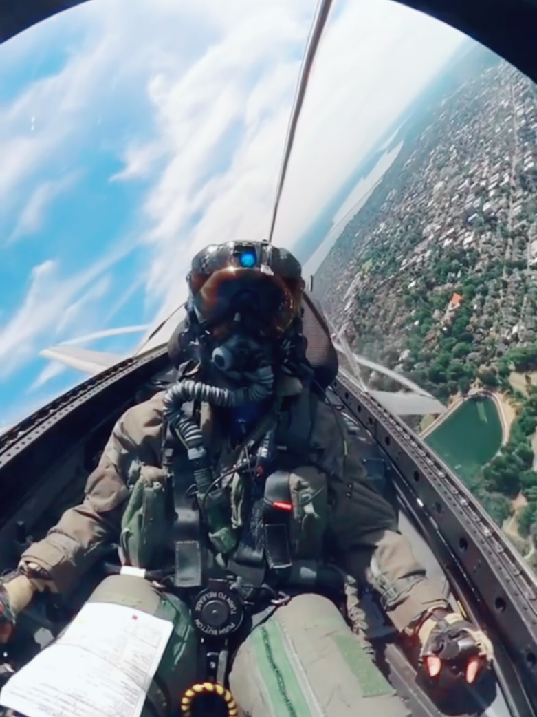 #usairforce #military #navy #airforce #pilot #pilotlife #militarylife #militarytiktok 