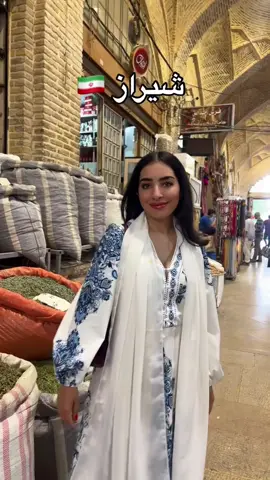 هذا اسمه بازار وكيل .. نفس سوق مطرح عندنا ف عمان 🇴🇲😍 #شيراز #ايران #shiraz #iran 