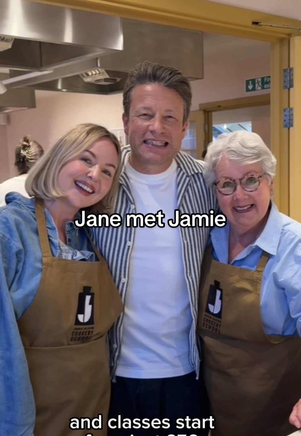 Not us in the kitchen with @Jamie Oliver!!! Mum and I had the best time at the new @JamieOliverCookerySchool at @John Lewis on Oxford Street 🧡 …we learned so much and can’t wait to come back and try more classes! ✨