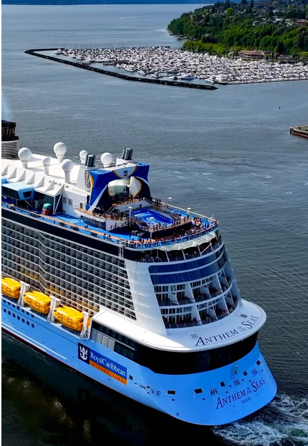 Seattle-Alaska…..ANTHEM style 😎🚢⚓️ Any plans to sail the Last Frontier with Royal Caribbean?!  @Royal Caribbean  #anthemoftheseas #seattle #cruiseship #cruiser #droneshot 