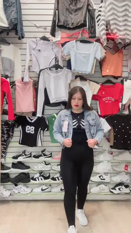 Casacas jeans en crop disponibles #andahyalas_apurimac #viral_video #ropaurbana #flypシ #tiendaderopa 