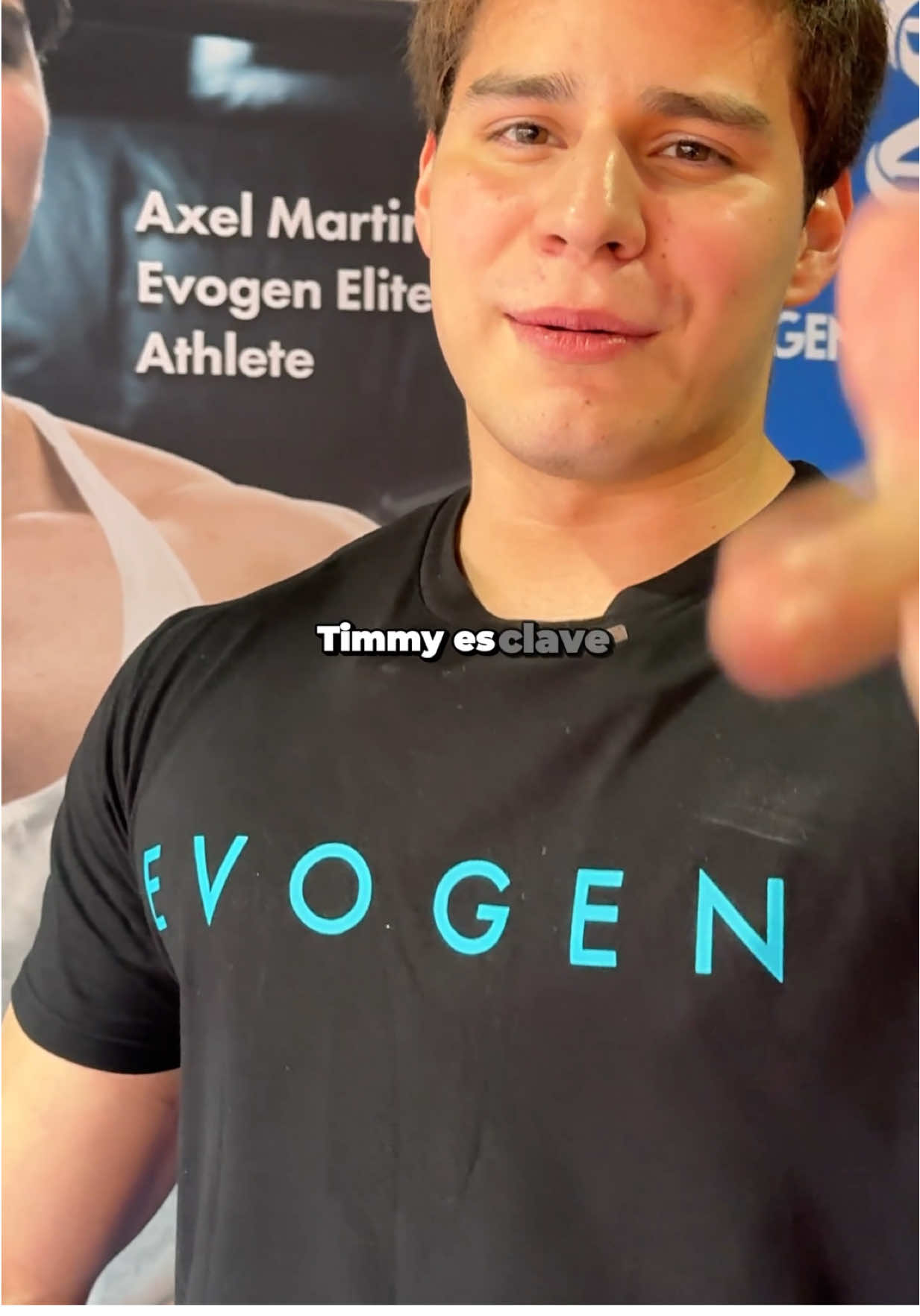¡TIMMY ES CLAVE! Meet & Greet con Axel Martínez 🇲🇽 gracias a Evogen Nutrition ¡Habrá regalos, sorteos, fotos y mucho más! No faltes — vive esta experiencia única con nosotros. @Evogen @Axel Martinez  #AxelMartínez #TimmyEsClave #EvogenNutrition #FitnessLife #meetandgreet 