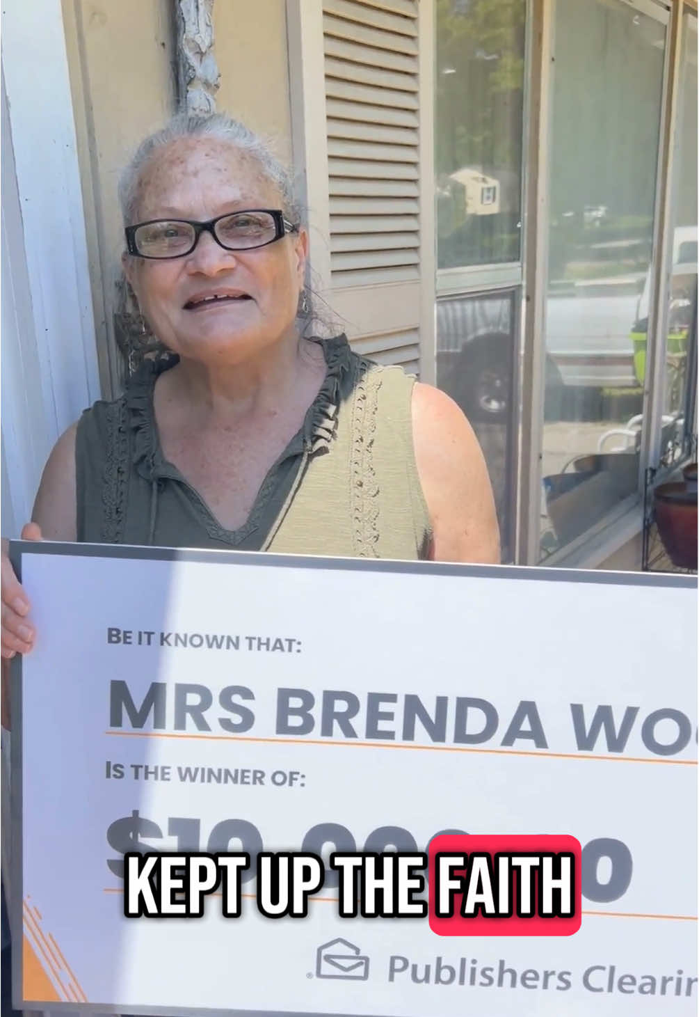 Congratulations to $10,000 Winner Brenda! She stayed in it to win it and it paid off big time. 🎈🌹💸 Use the link in our bio to see what you could win this week! #PCHWinner 