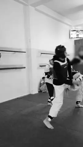 #batna05_chawiya🇩🇿💪 #taekwondofighter #xybca #batna #algerie🇩🇿 #taekwondo #tkd #fypシ゚ #taekwondogirl #CapCut 