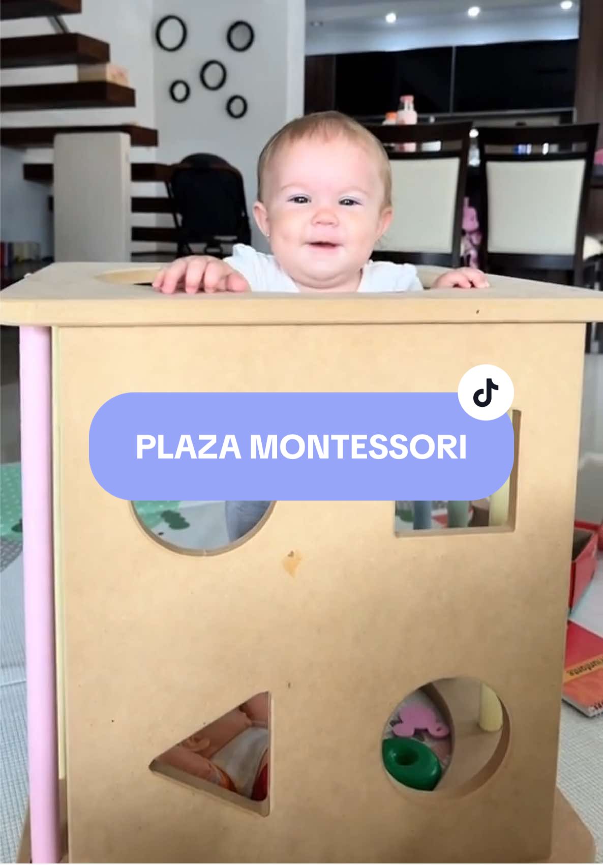 una que disfruta poco sus juegos 🥳 #paratii #fyp #videoviral #maternidade #videogracioso #mamaprimeriza #contenidodemama #bebestiktoks #maternidadereal #bebefeliz #montessori #juegos #juegosmontessori #plazablanda #balancin #terreneitor #bianca #9meses 