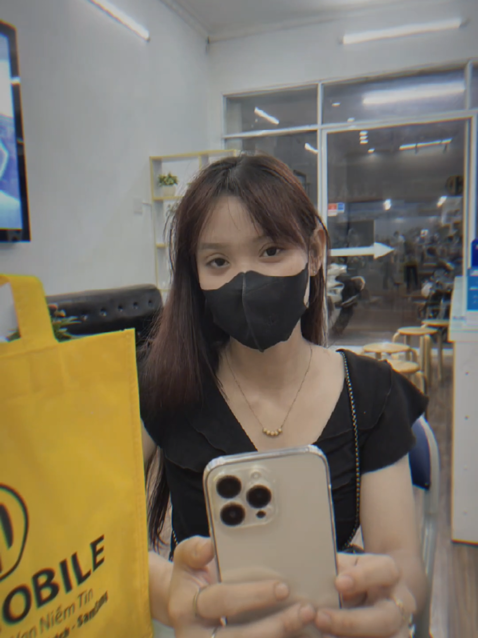 Xin día thành công😁 cảm ơn chồng iu😚😘@Phúc Kun😆 #CapCut #toptrending #giaitritiktok #xuhuongtiktok #ilovetiktok #viral #tinhyeu #mylove #trending #iphone #tt #❤️❤️❤️ #abcxyz 