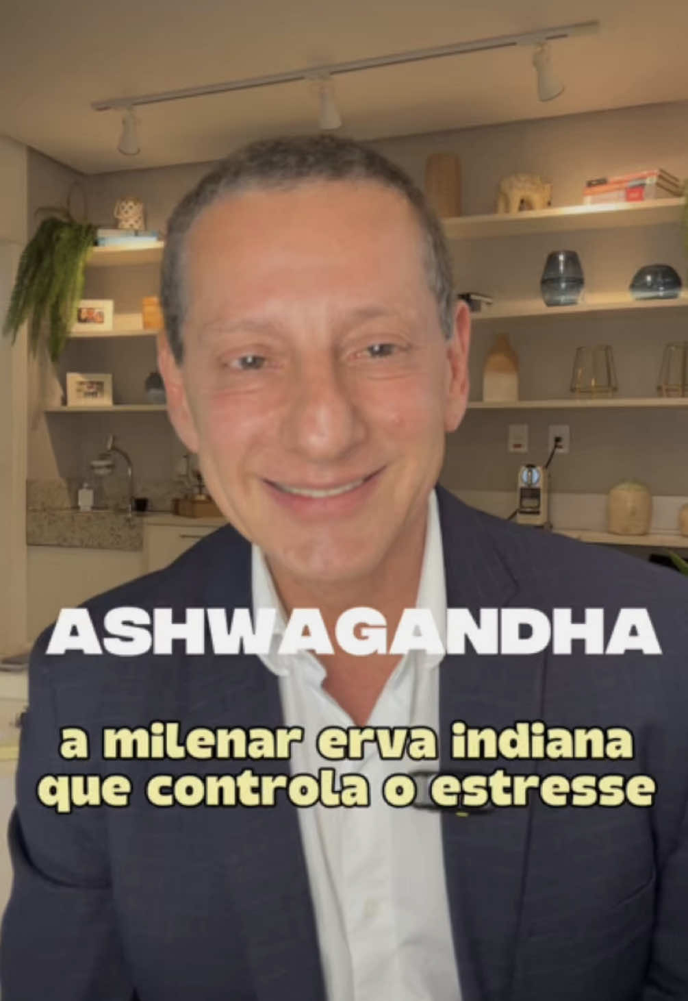 Ashwagandha, uma erva milenar usada na medicina indiana Ayurveda, com capacidade de controlar seu estresse, melhorar seu sono e proteger seu sistema cardiovascular 😉 #drmarcelolima #saudevascular #medicinaintegrativa #vascularmanaus #ayurveda #ashwaganda 