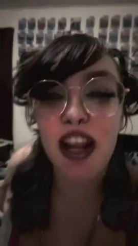 I think u should scissaaaaa