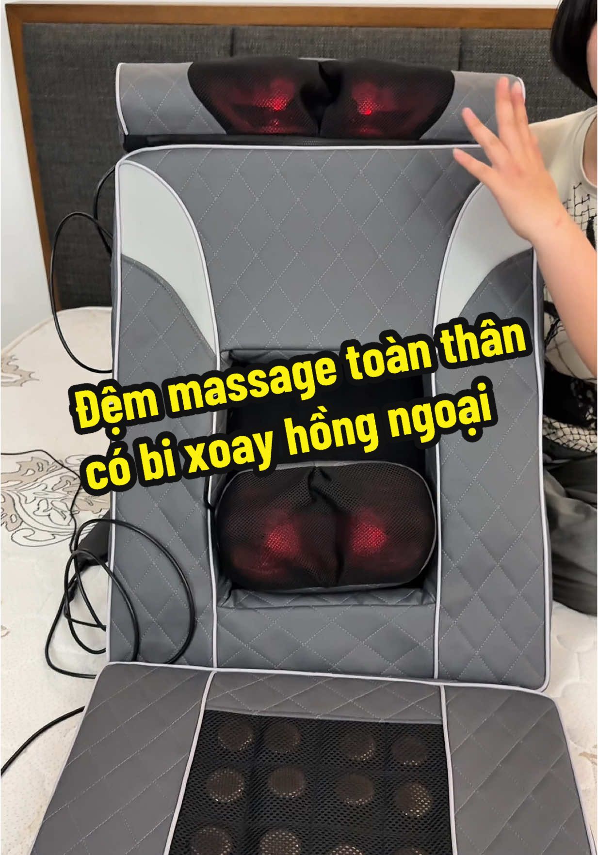 Đệm massage toàn thân có bi xoay hồng ngoại #demmassage #demmassagetoanthan 