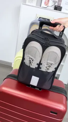 Tas khusus sepatu buat yang mau traveling atau olahraga #tastravelingsepatu #taskhusussepatu #tsssepatu 