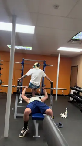 I love my life. #fyp #foryou #gym #gymgoals #gymmotivation #buff #couplegoals #gymrat #strong #aman #manly #weightlifting #cute #gymcouple #gymcrush 