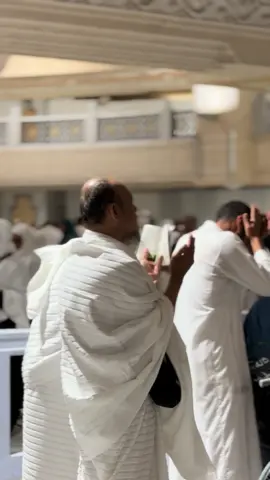 Berdoa setiap safa & marwah ketika sai merupakan salah satu doa mustajab. Perbanyaklah berdoa tatkala berada di keduanya  #sai #umroh #CapCut  #umroh1446h #umroh2025  #doa #mustajab #haramain #mecca #mekkah #ksa 