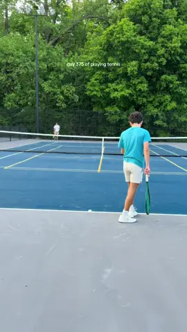#tennis #tennisserve #tennistiktok #tennistok 