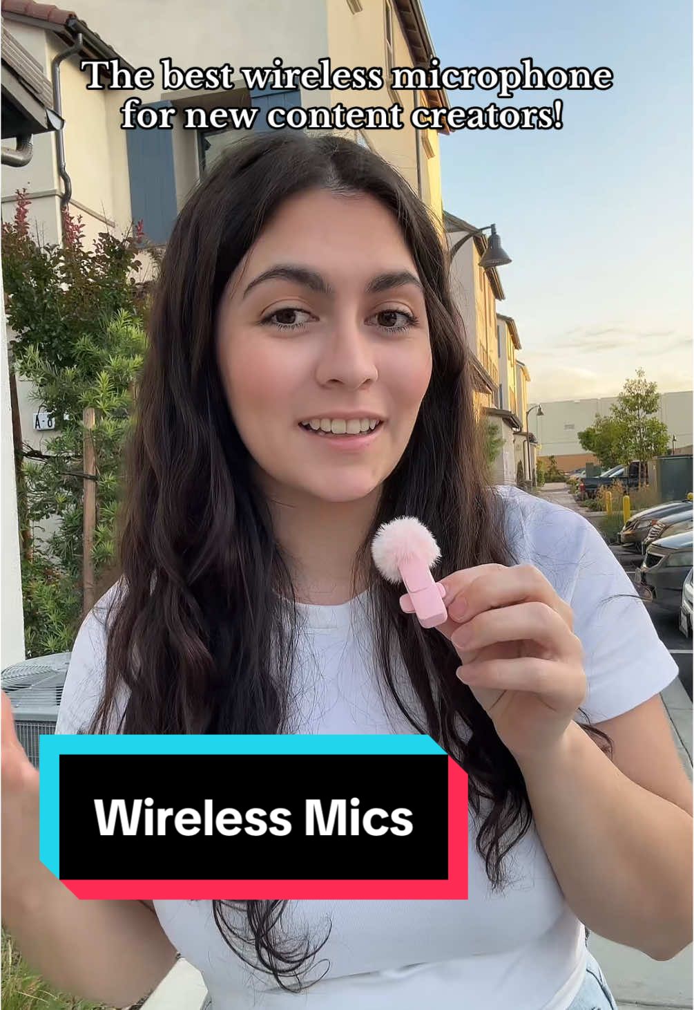 AND it’s pink!! #contentcreatortips #wirelessmicrophone #wirelessmic #minimicrophone 
