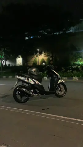 motor 3jtan numpang lewat🐁💨  #yamaha #miosporty #miokarbu #mioproper #5tlgank🚀 