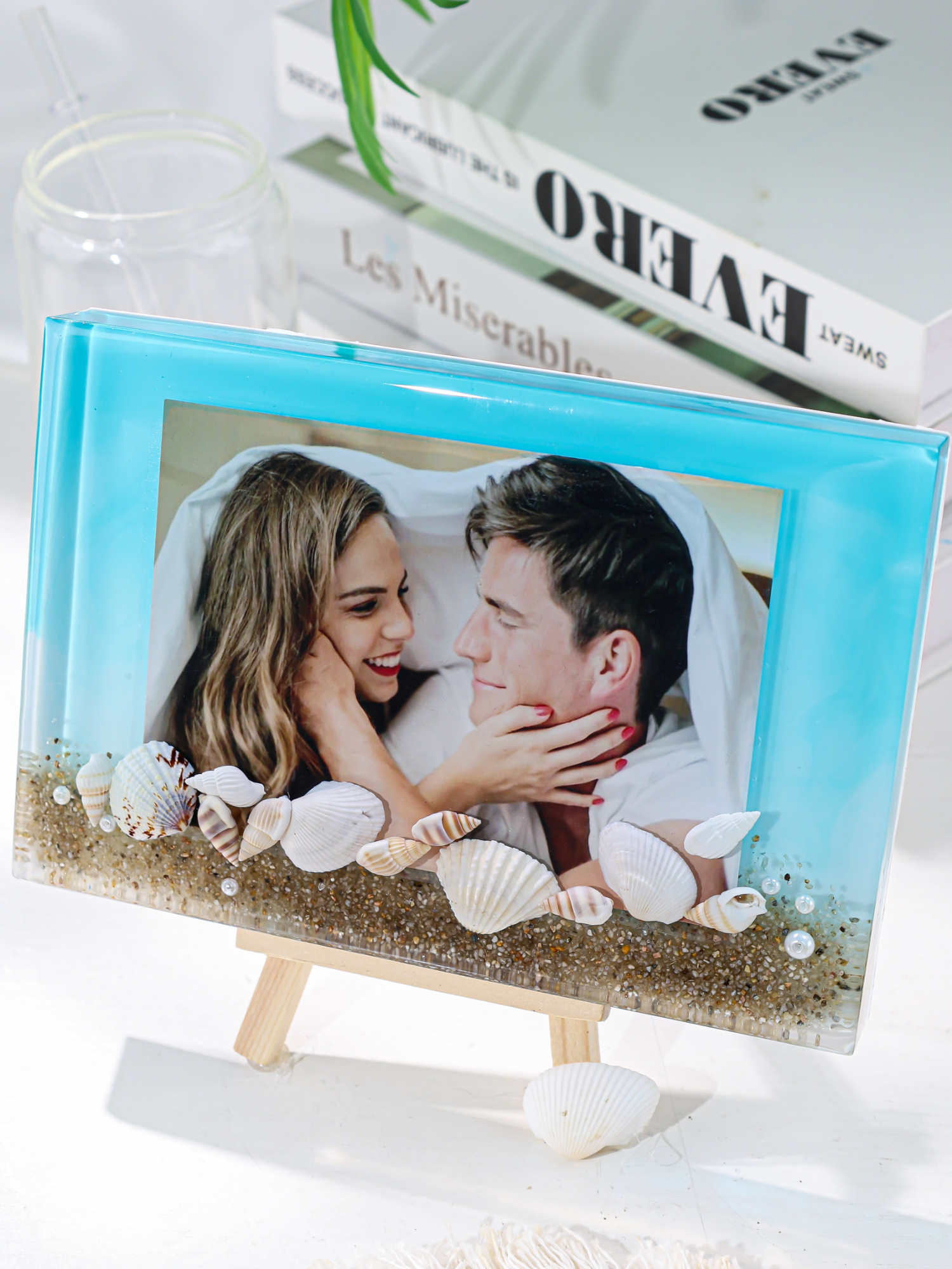 She said, “Every memory by the sea is full of joy.” So I captured the whole ocean in a frame 🌊🫧 Handcrafted with HeyClear resin, Seashells, sand, and our beautiful memories—sealed forever. 📸 No need to travel. Your photo is the seaside getaway. #ResinHealingVibes #OceanAtHome #HeyClear #DIYRomance #SeaBreezeDiaries #CoupleFrame
