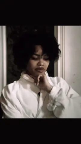 She’s 90s fine😍😍😍😍 #teyanataylor #fypシ #fup #foryoupage #wlw #trend #fupシ #foryoupage #90s #90sfine #women #fyppppp #viralvideo #capcut #fypシ゚viral🖤tiktok 