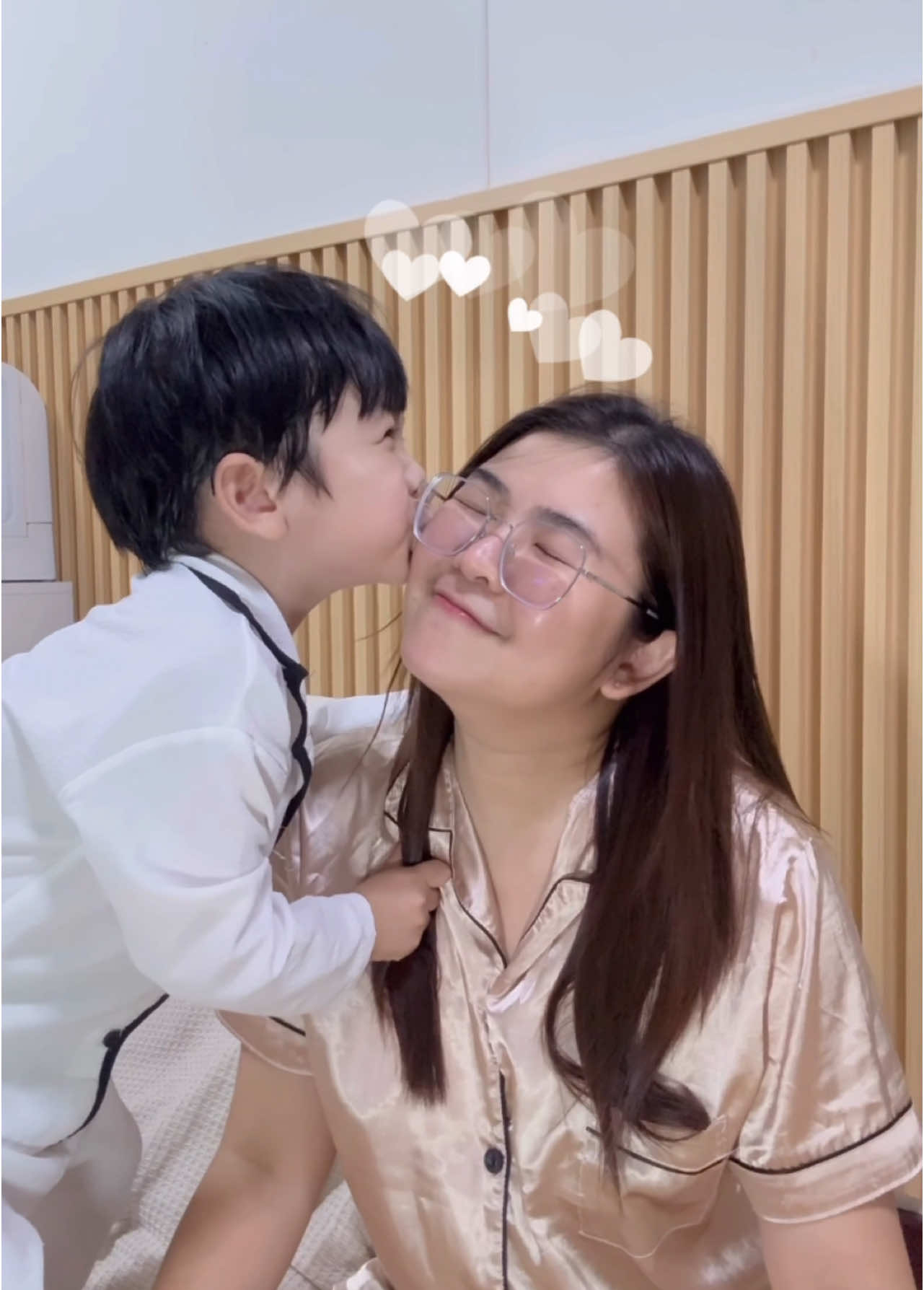 เรื่องโภชนาการไว้ใจแม่! 🥰 S-26 Gold Pro กล่องทอง ตัวช่วยดีๆ ที่เสริมสร้างรากฐานสุขภาพให้ลูก ทุกกล่องคือความใส่ใจที่แม่เลือกด้วยหัวใจ💛 #S26GOLDPROUHT  #แอลฟาสฟิงโกไมอีลิน #S26UHT #เอส26โกลด์โปรกล่องทอง #นมUHT  #นมกล่องทอง #AD 