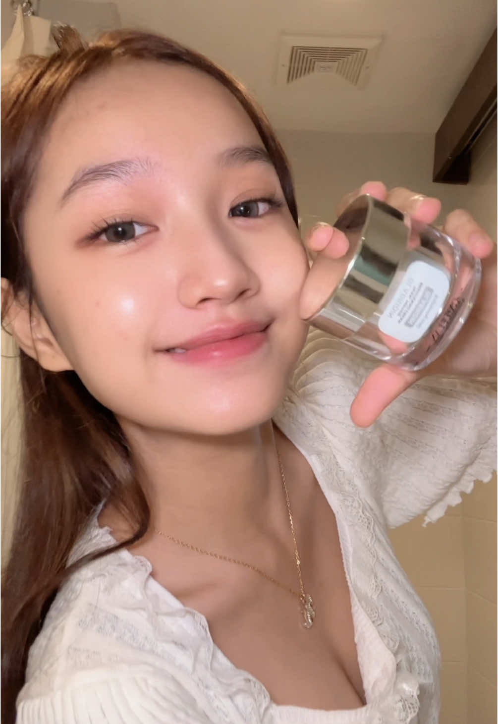 okaay ready bb! 💕 @GMEELAN_INDONESIA @GMEELAN.Official.Shop #glabridincream #gmeelanindo #gmeelan 