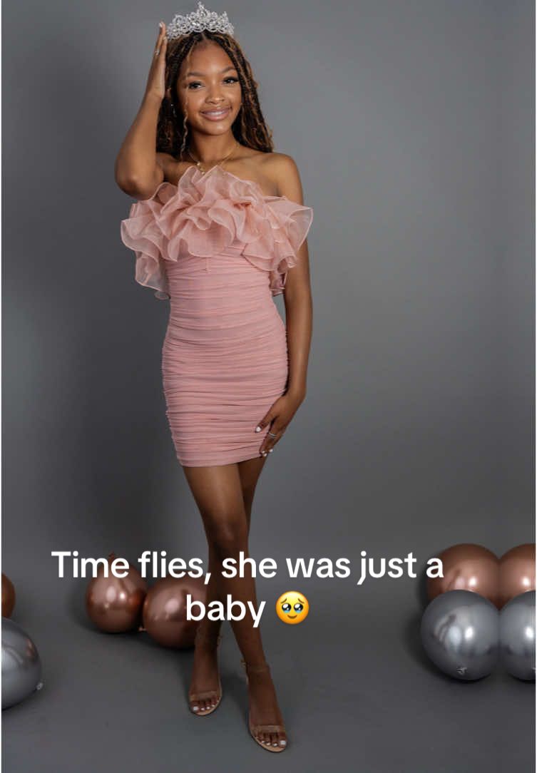 Happy 13th birthday Jersey. Officially a Teenager. #sweet13 #fyp #photoshoot #thirteen #foryoupage #sweet13 #blackgirlsrock#melanin