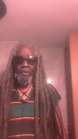 #feelingjahlove #rootreggaemusic #jamaicamusic #chattingon #psalmofdavid #josephhill #dreadman 