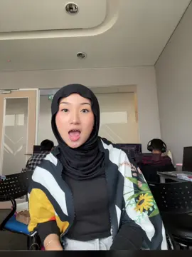 martabak sisa 1 gak ada yang mau ambil