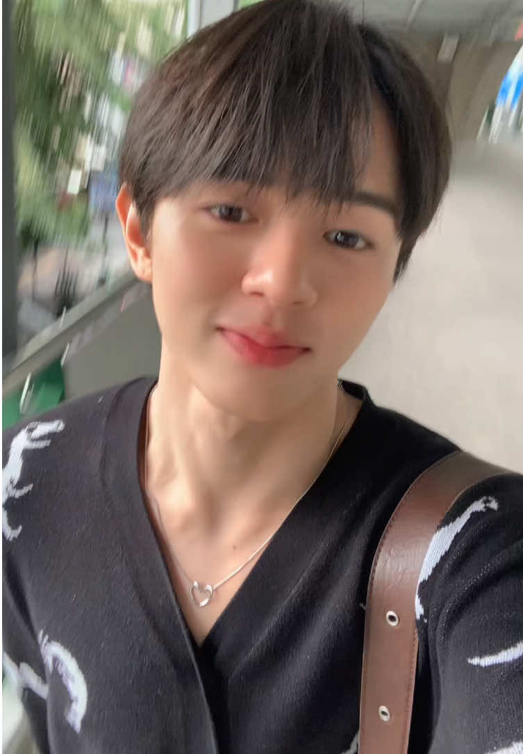 เดินวนไปอีก 10 รอบ5555🤣🤭#niceboripat 