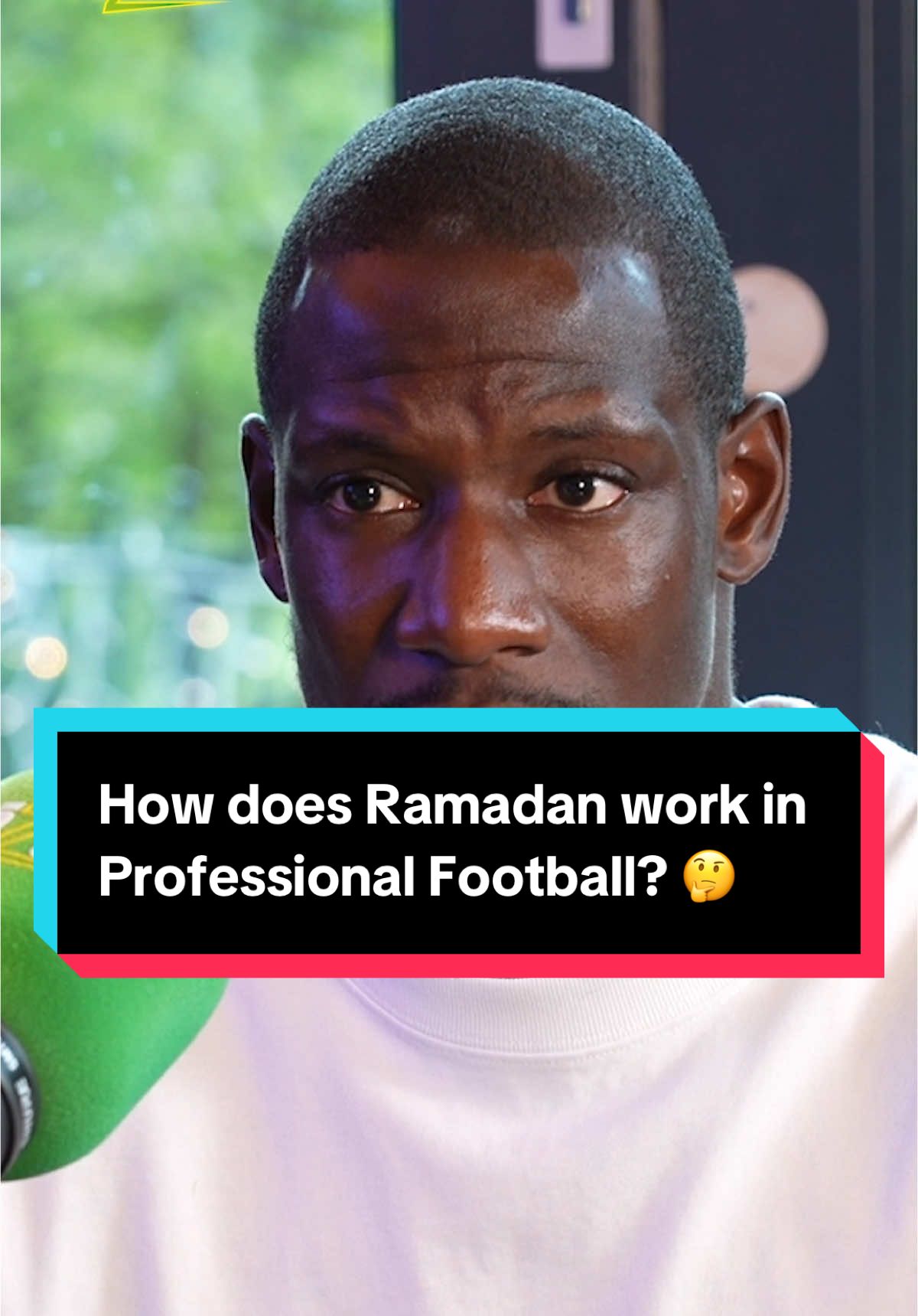How does Ramadan work in Professional Football? 🤔 #Ramadan #doucoure #everton #PremierLeague