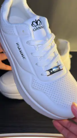 Sepatu Sneakers Wanita Model 2025 #sepatuwanita #sepatuolahragawanita #sepatucewek #sepatukece 